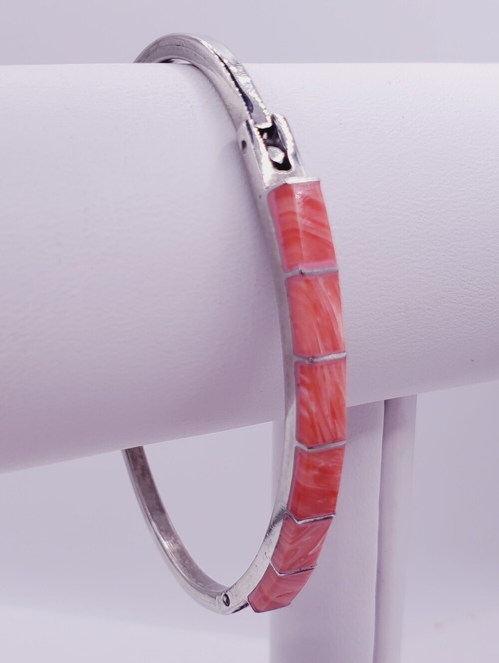 Spiny Oyster Inlay 925 Sterling Silver Hinged Bangle Bracelet